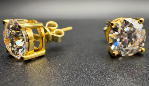 Pair of Stud Earrings with Clear Stones – GRA Sealed Packaging