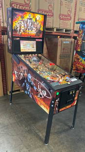 THE MANDALORIAN PRO MODEL PINBALL MACHINE STERN: CONDITION AS SHOWN IN PICTURES. Notes: 823 TOTAL PLAYS PRIOR TO AUCTION
