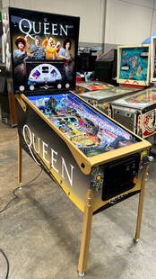 QUEEN LIMITED EDITION PINBALL MACHINE HUO by PINBALL BROS.: CONDITION AS SHOWN IN PICTURES. Notes: HOME USE ONLY