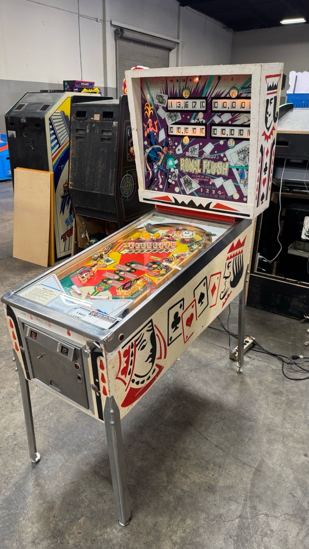 ROYAL FLUSH CLASSIC PINBALL MACHINE GOTTLIEB (1 of 14)