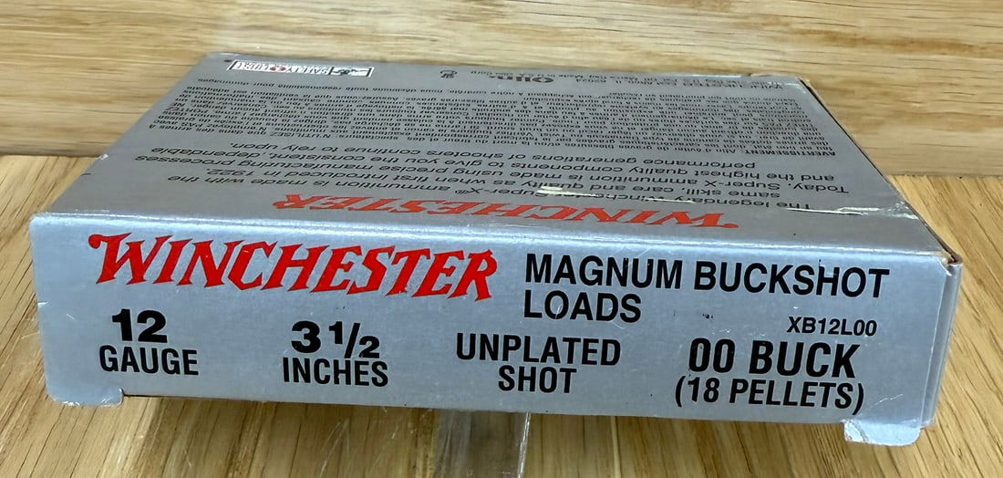 Winchester Magnum Buckshot Loads 12Gauge 3 1/2â€ 00 Buck (18 Pellets) (1 of 2)