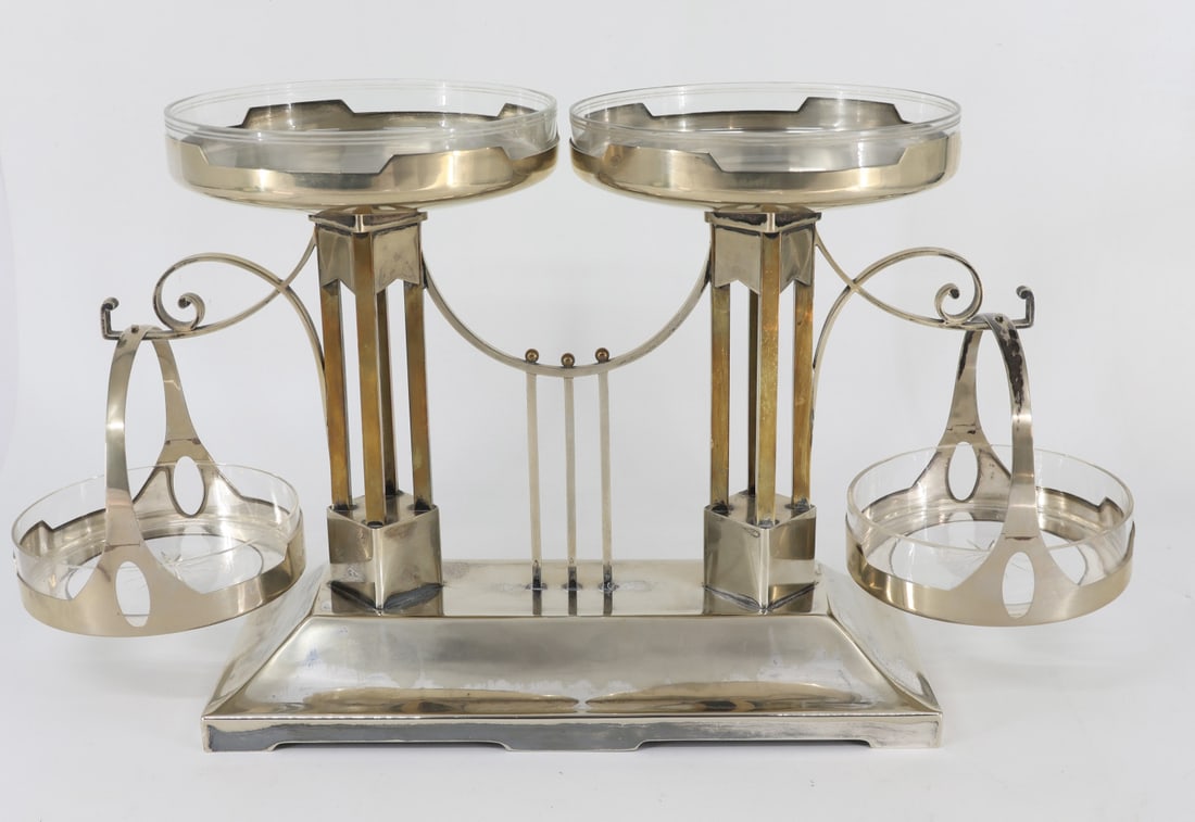 Art Nouveau, table centerpiece (1 of 1)