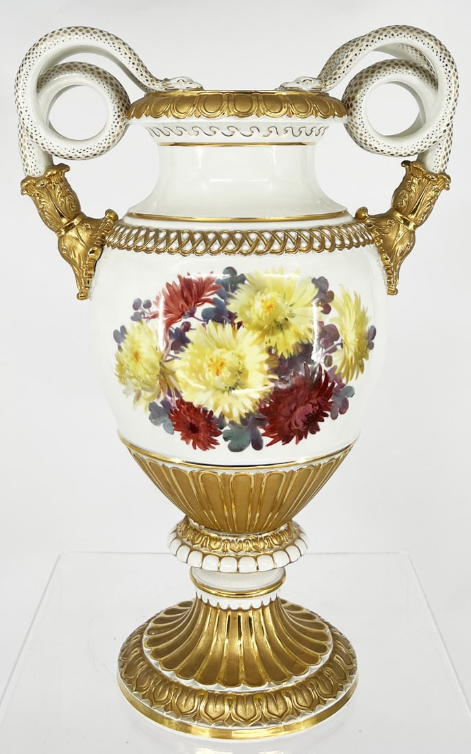 Meissen, large vase (1 of 5)