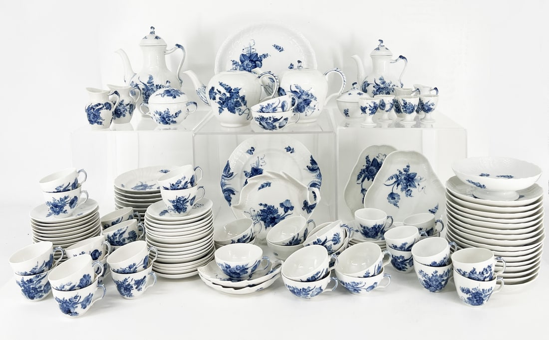 Royal Copenhagen, coffee, tea, and mocha service (1 of 4)