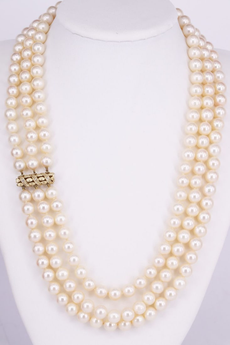 Pearl necklace, three rows, 14k gold clasp. (1 of 3)