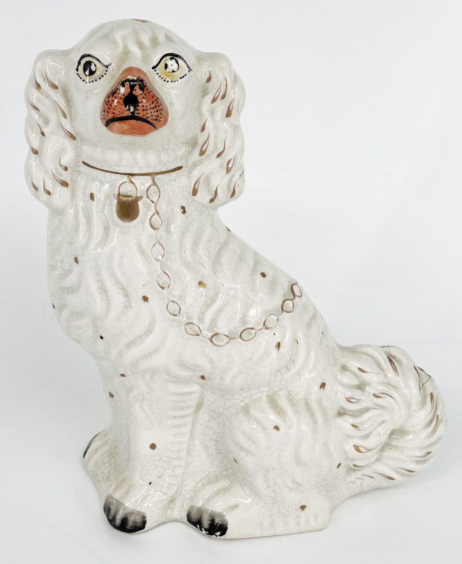 Large mantelpiece dog, porcelain (1 of 5)