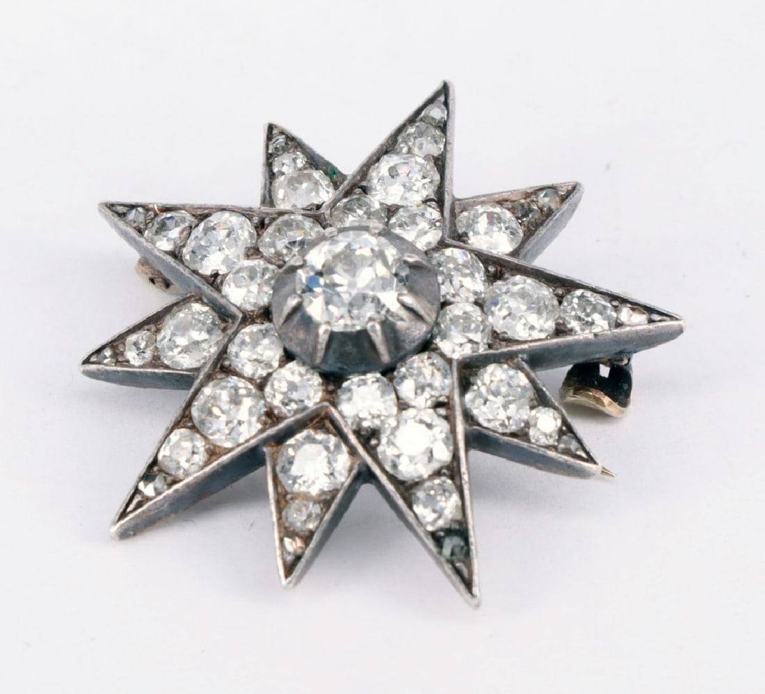 Brooch, 14 karat gold (tested) 5.32 g. Star shape (1 of 6)