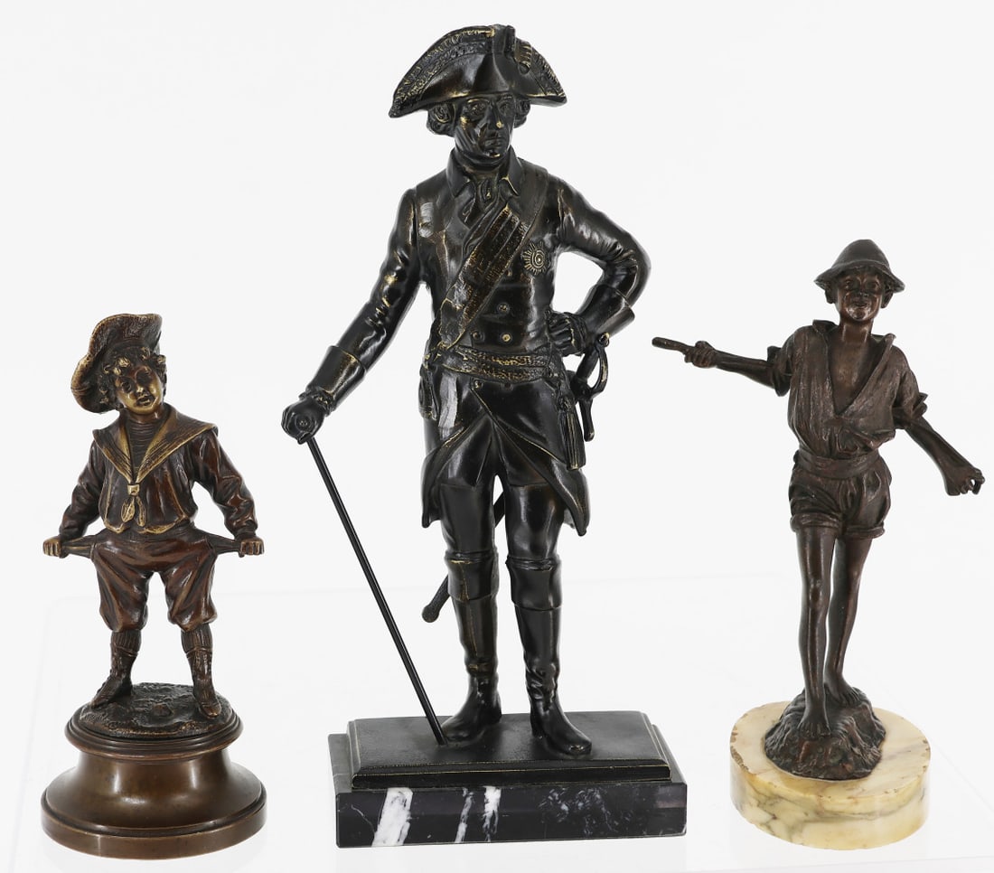 Collection of bronze sculptures (1 of 5)