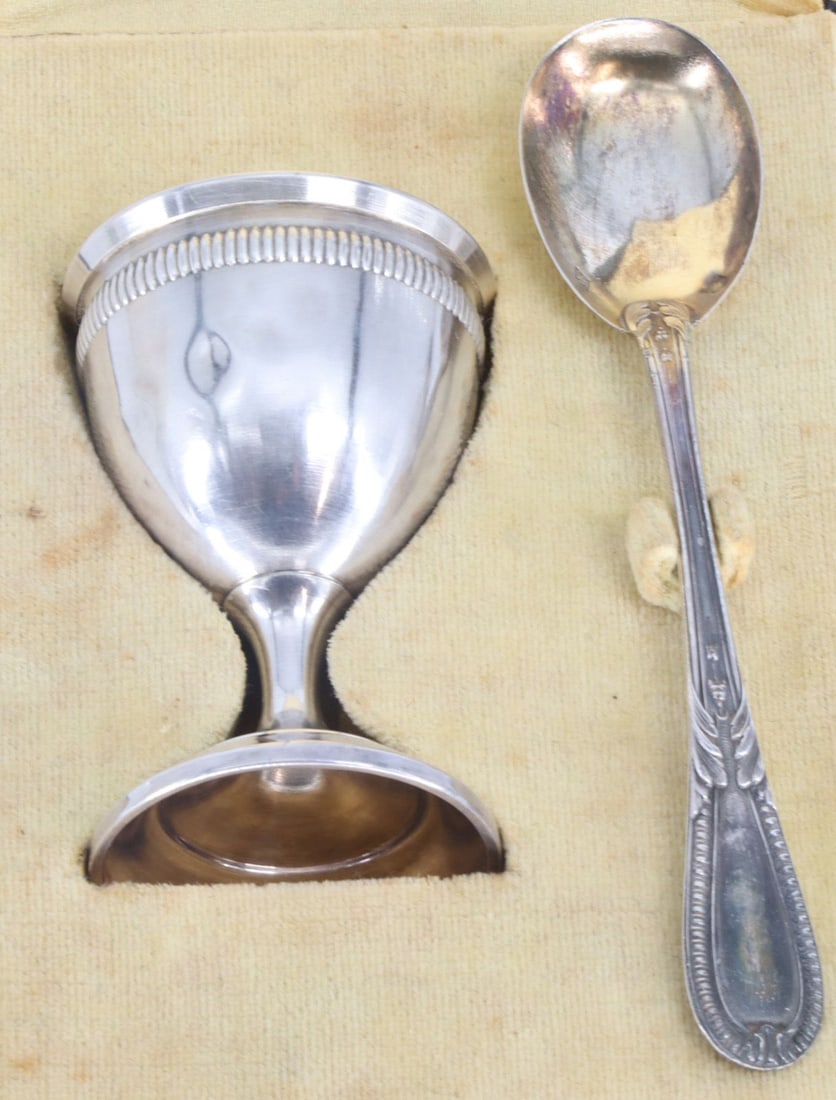 France, egg cup and spoon in a box, silver, - 3