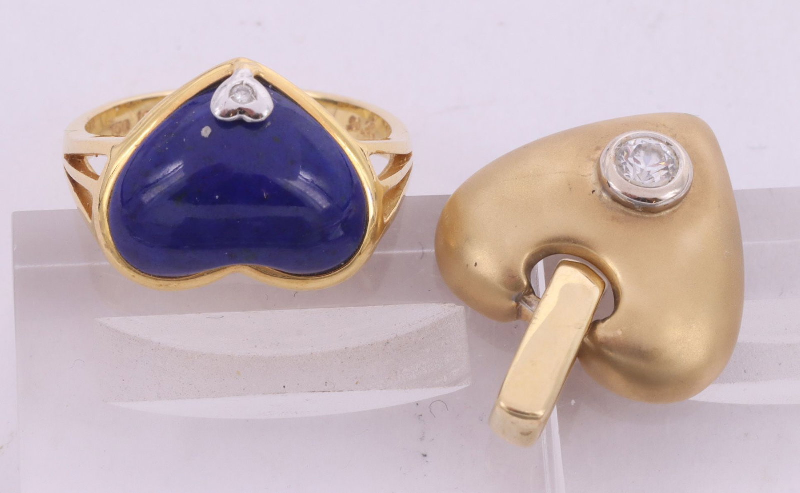 2 Hearts: Ring, 14k gold, 5.5 g. - 6