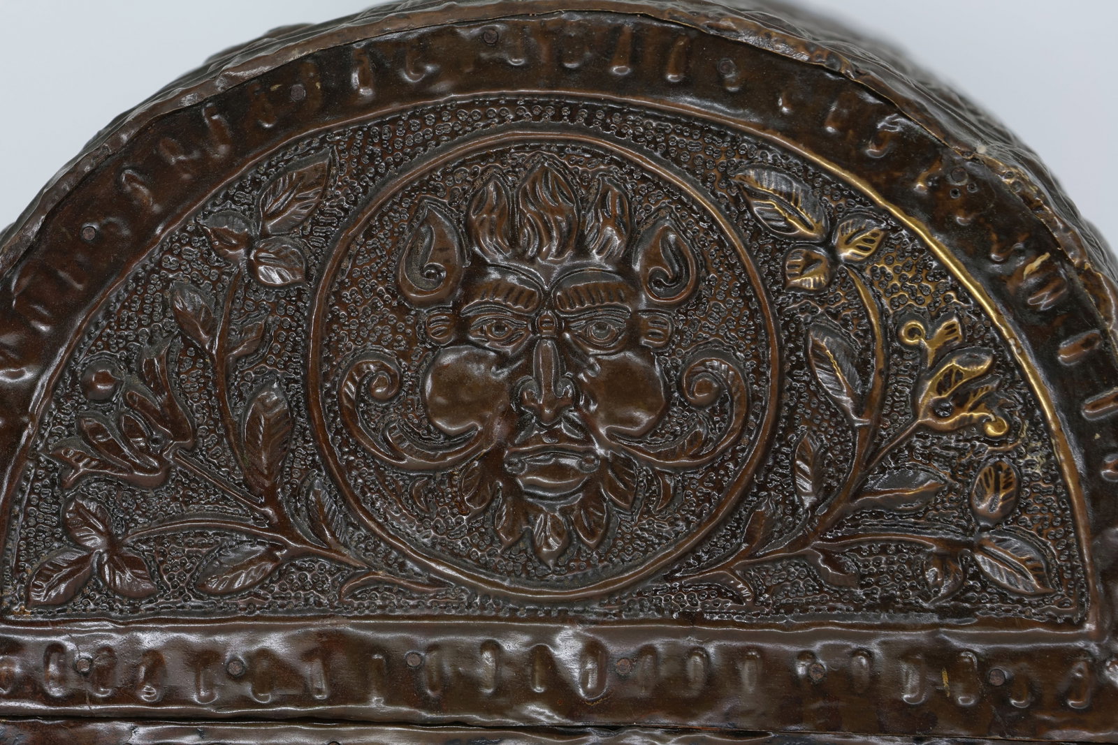 Renaissance chest, 17th century, wooden core - 3