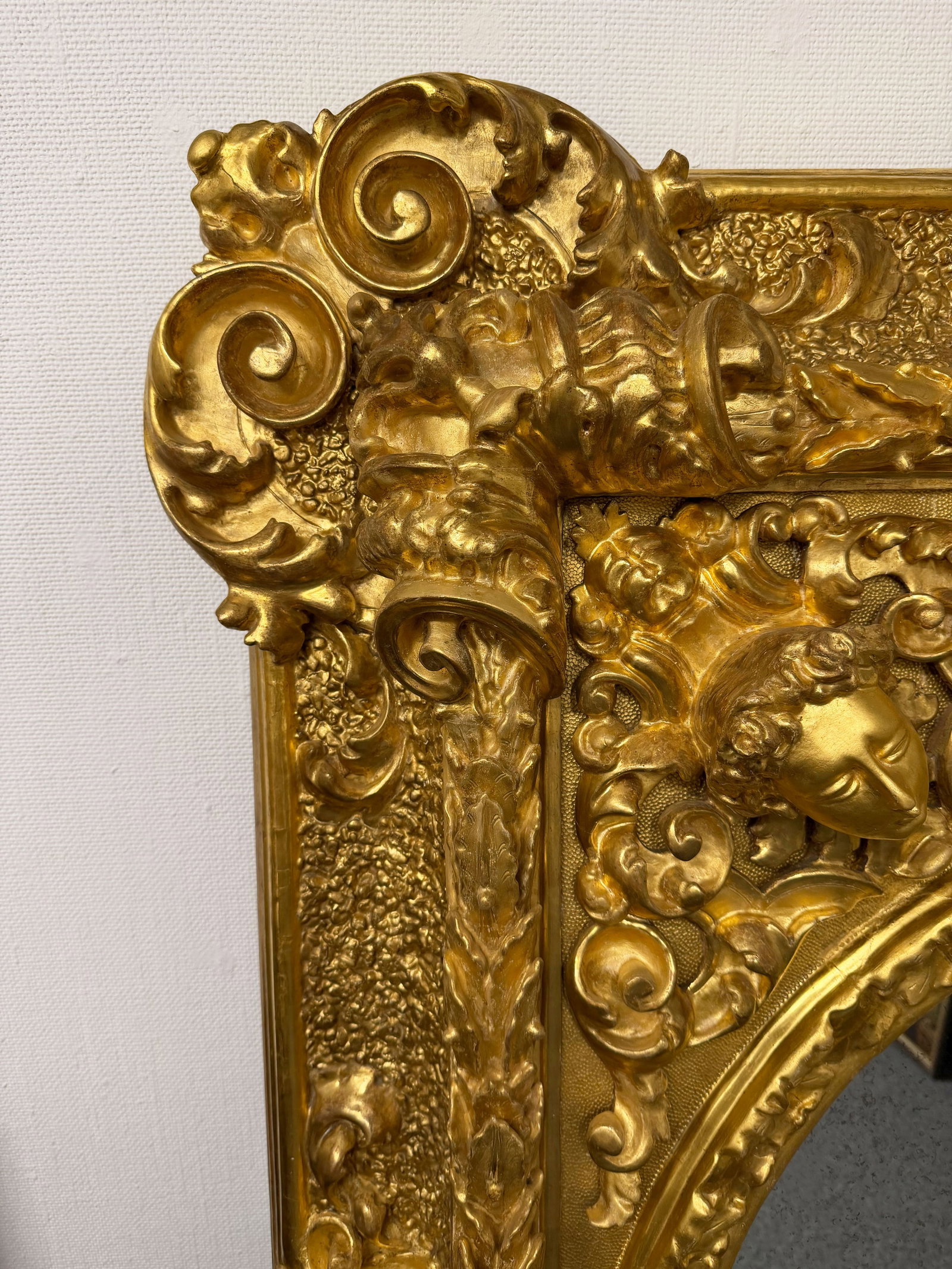 Large, impressive decorative frame - 2