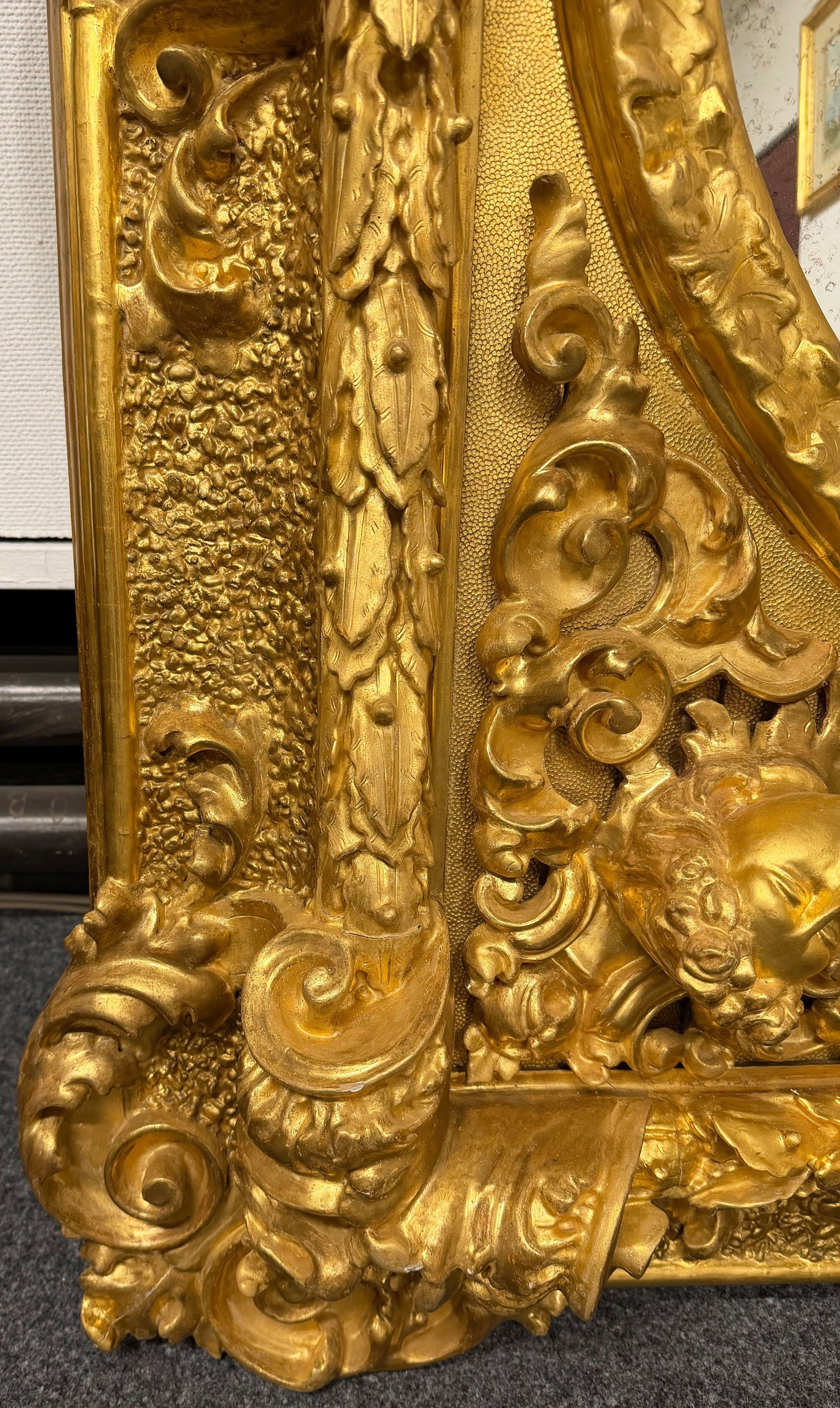Large, impressive decorative frame - 6