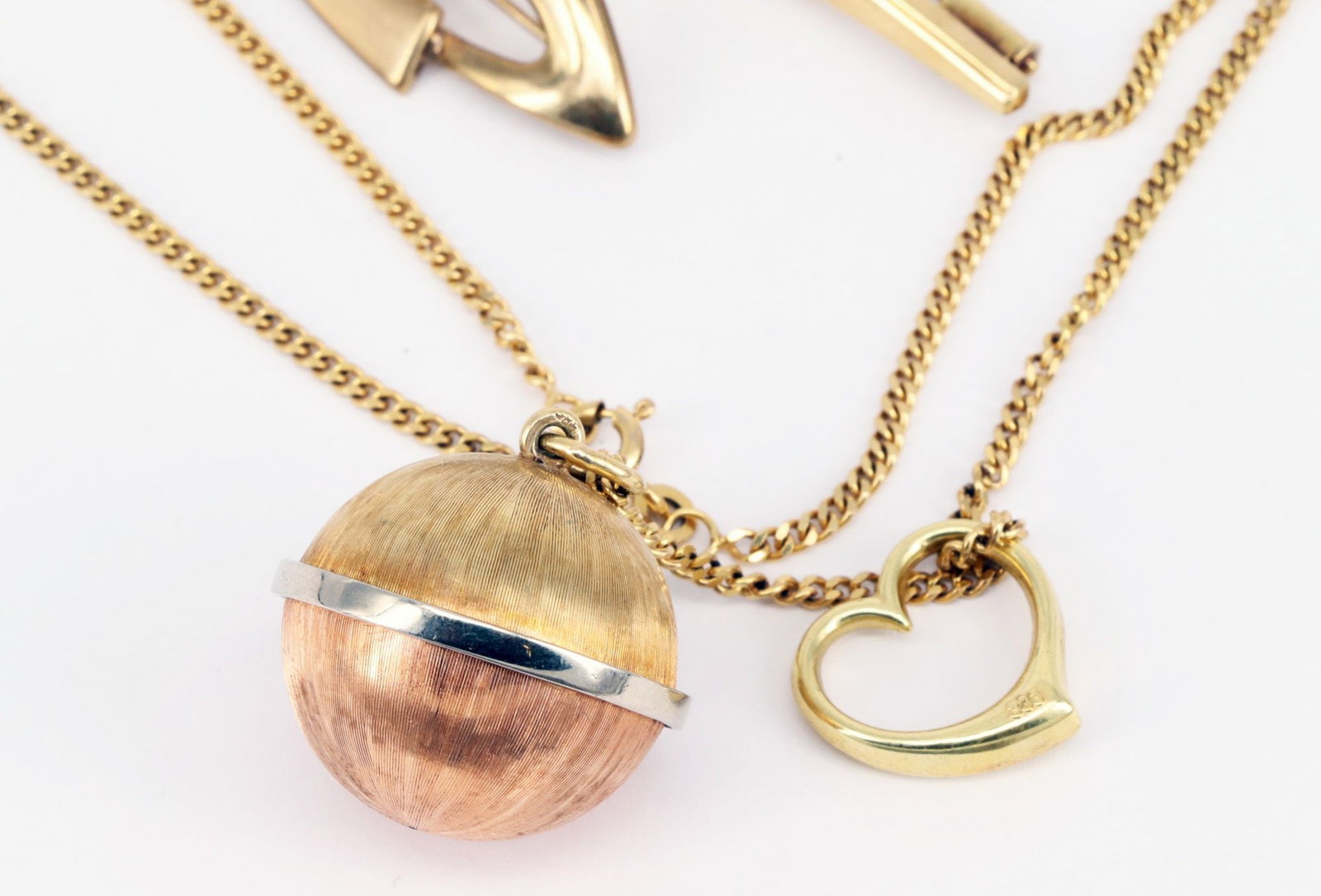 Various items of jewellery, gold, signs of wear - 2