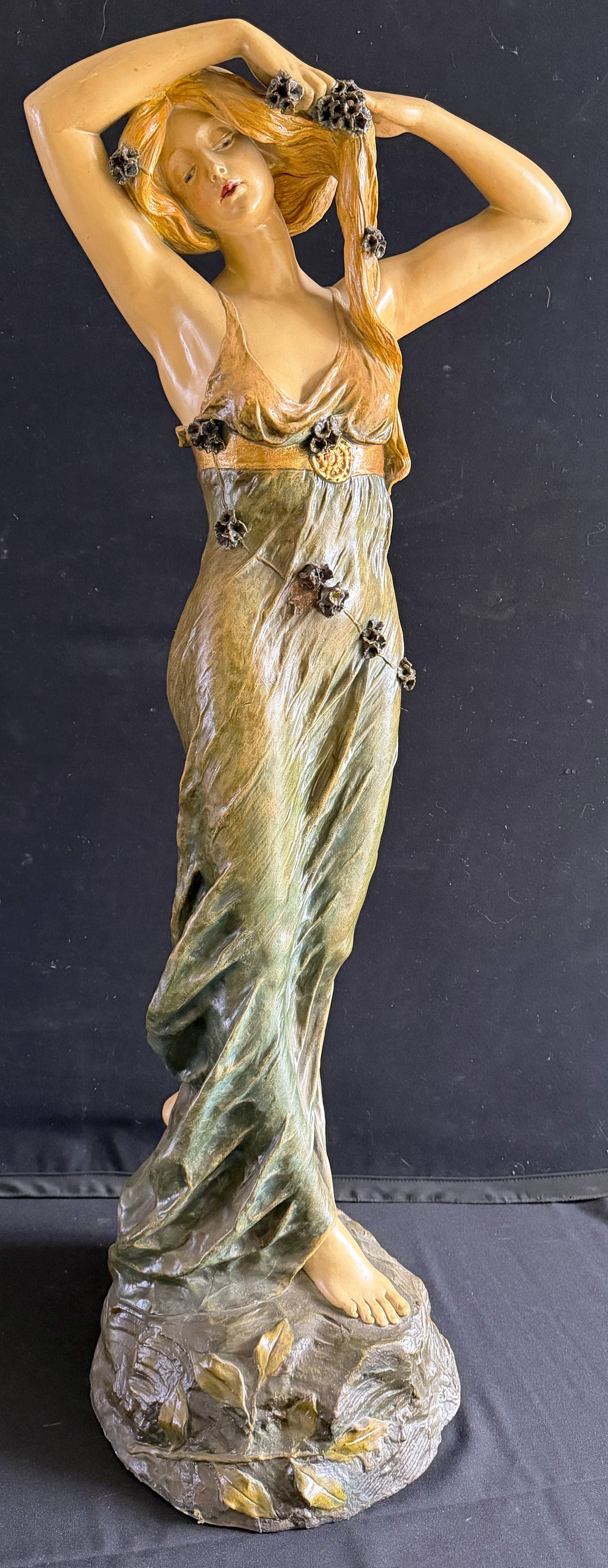 Art Nouveau, Young Woman in a Flowing Dress,: Art Nouveau, Young Woman in a Flowing Dress, first half of the 20th century, typical pose with raised arms, plaster, painted, base broken but glued, height 111 cm Jugendstil, Junge Frau in wehendem