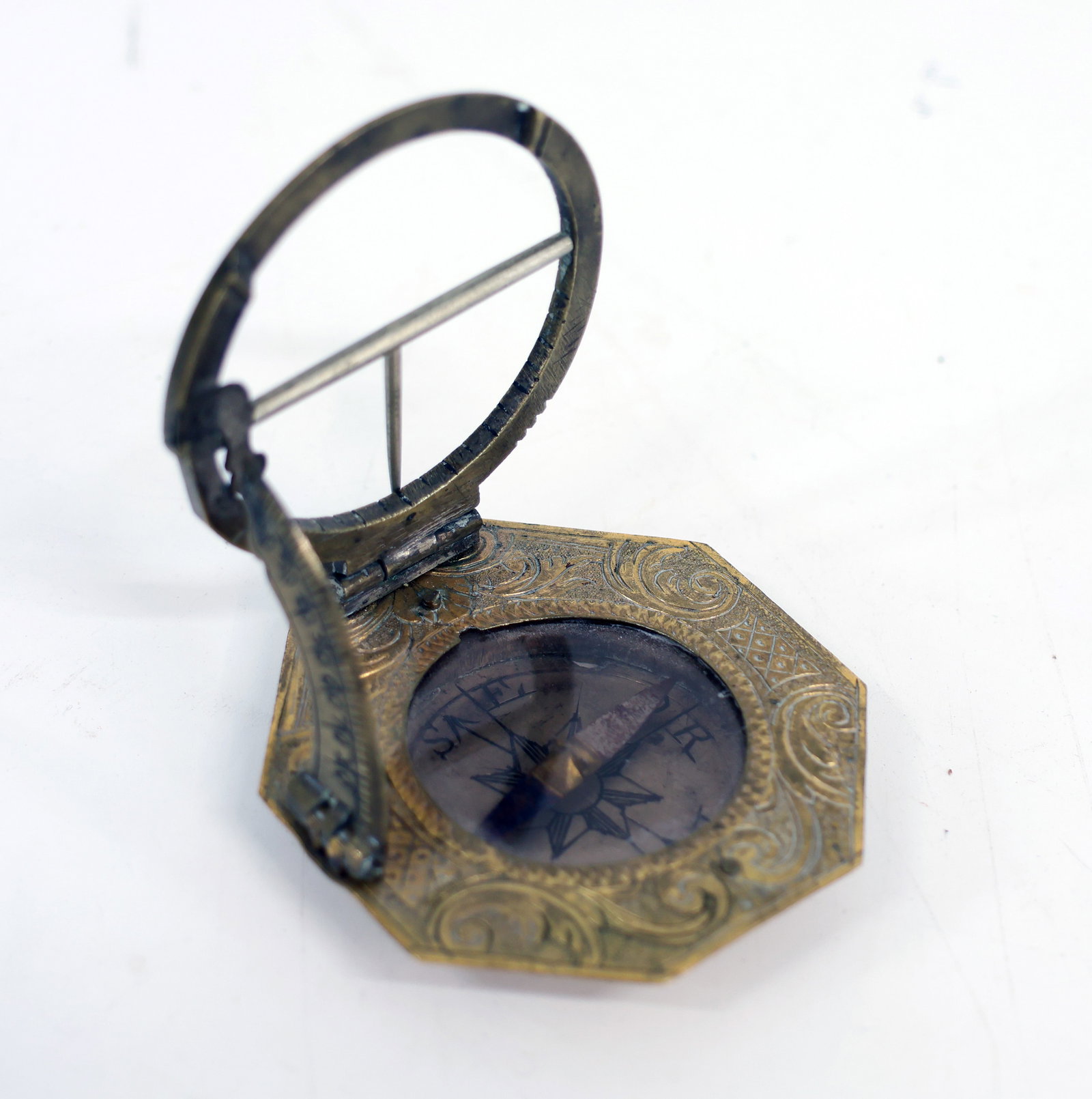 Collection of historical travel sundials, compasses - 2