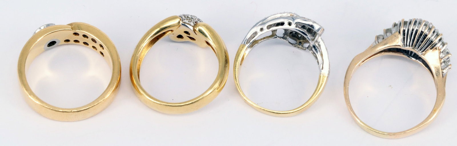 Rings, gold, with diamonds (tested), signs of age - 3