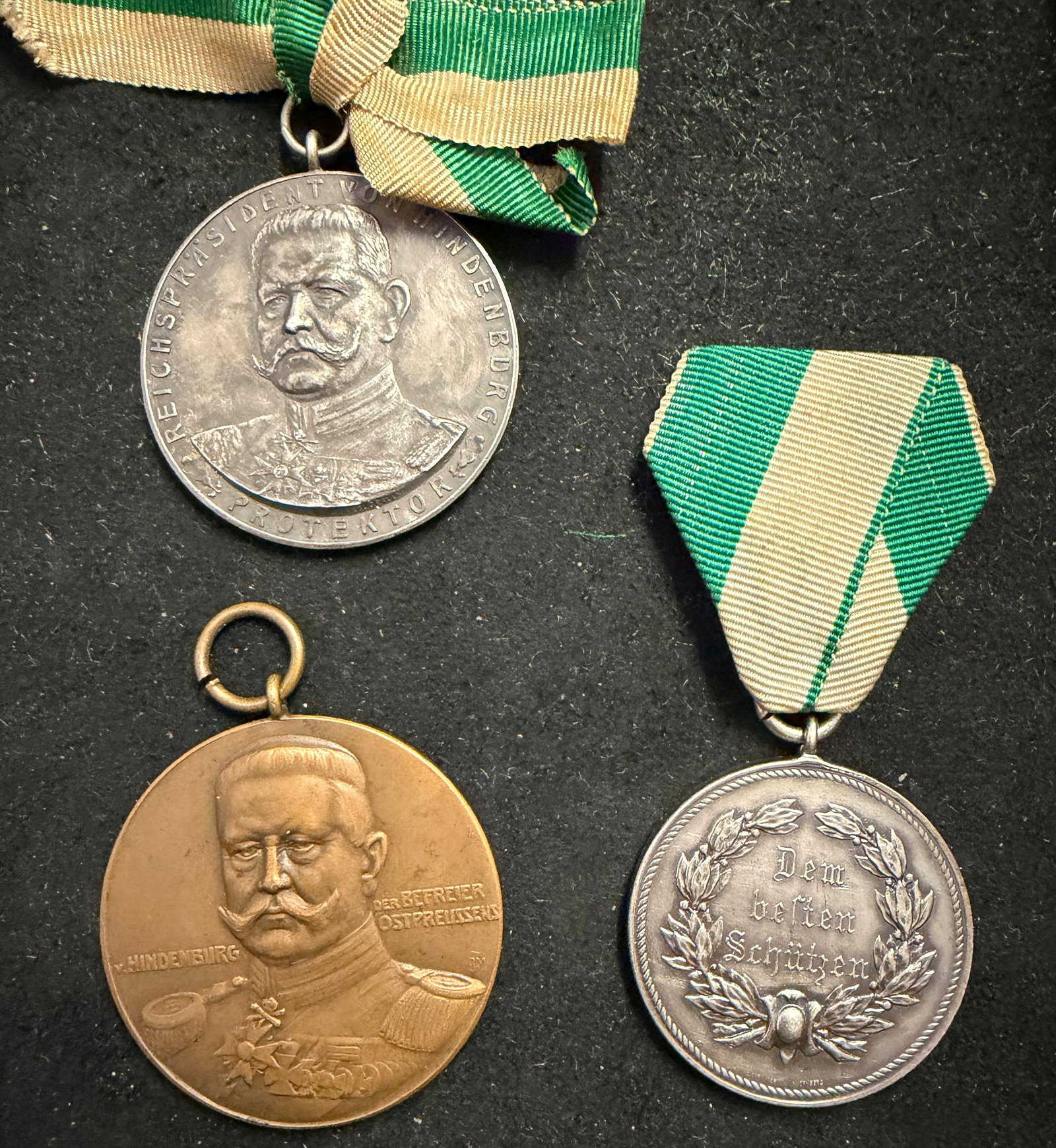 Collection of medals - 10