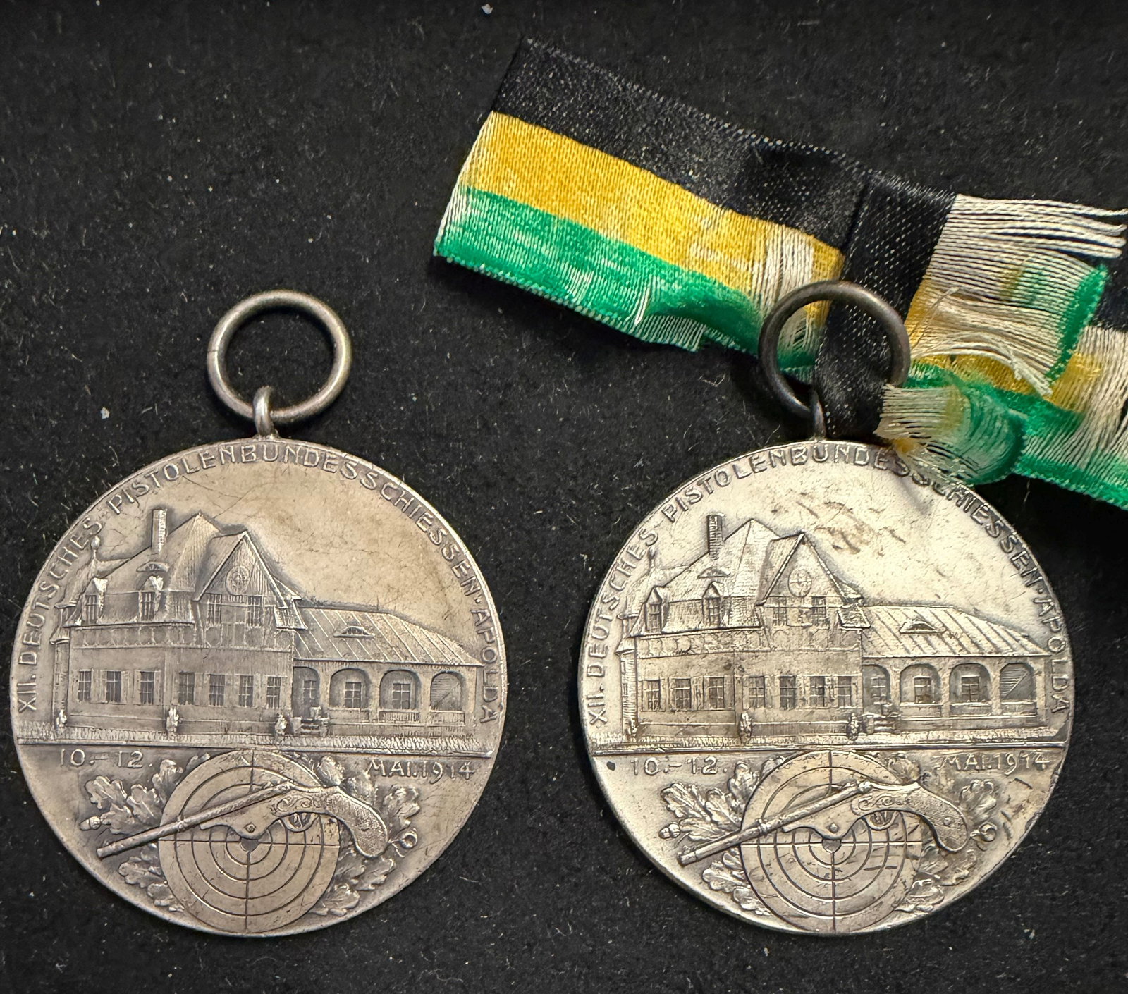 Collection of medals - 15