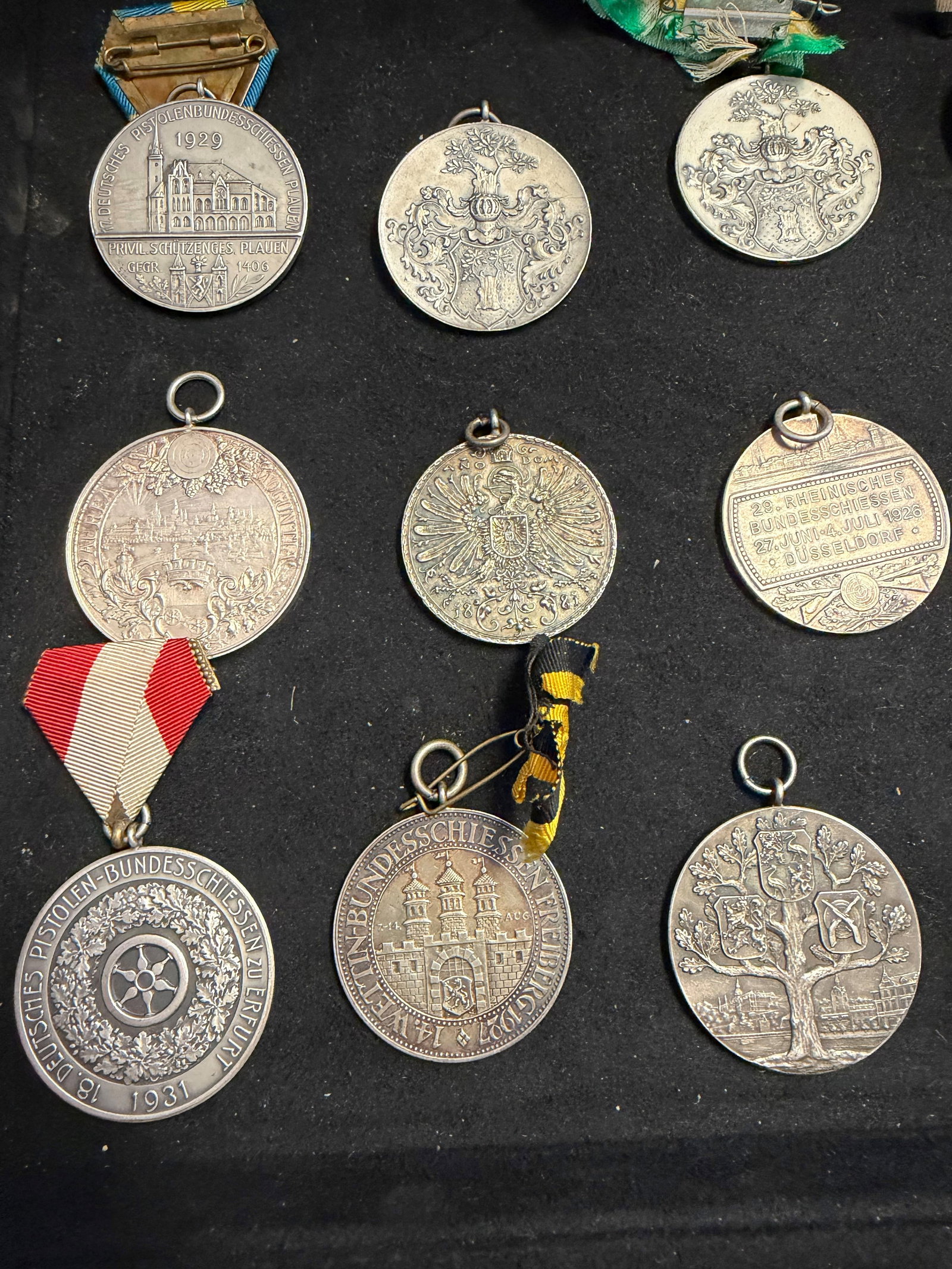 Collection of medals - 18