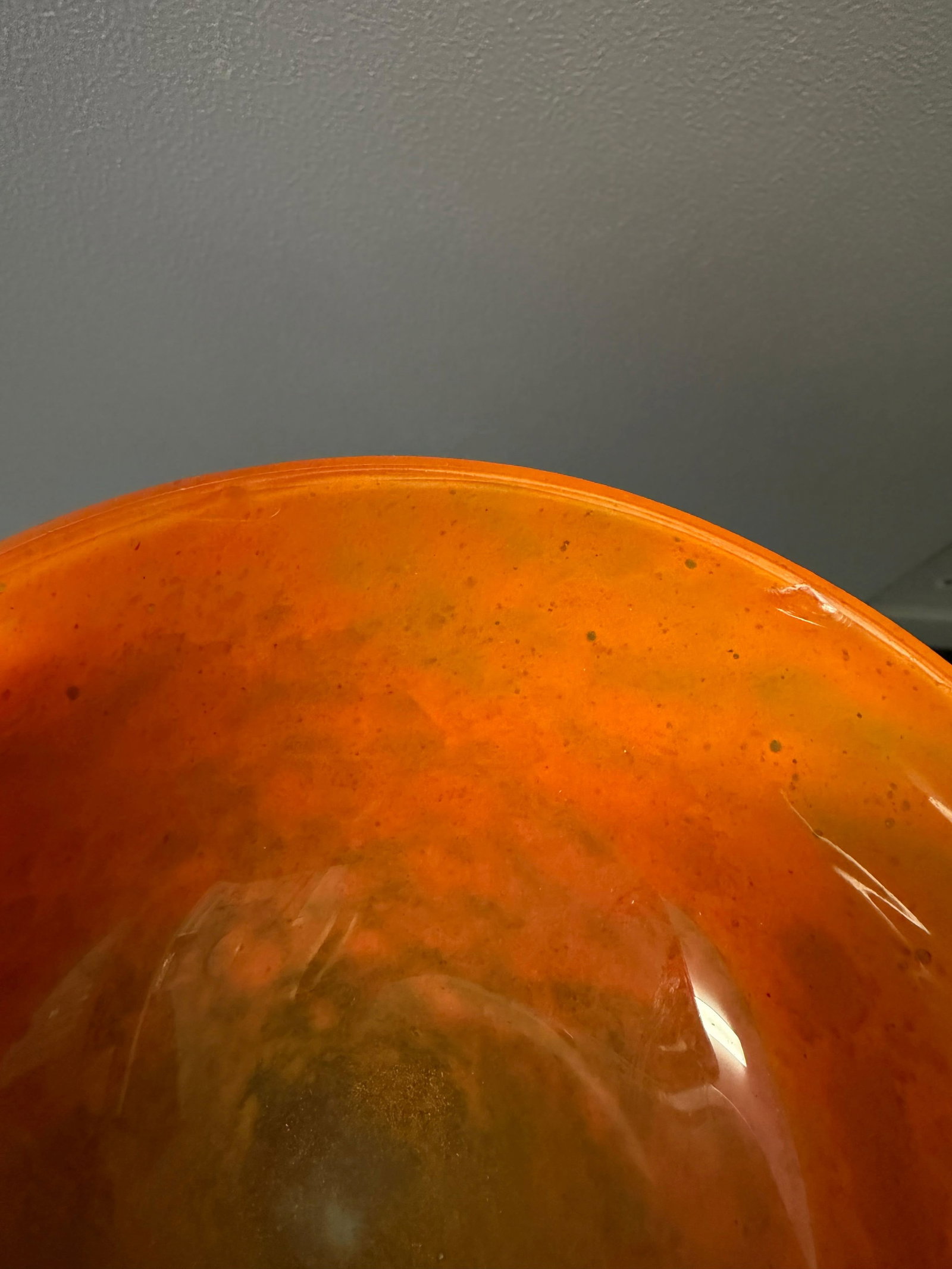 Assortment of glass vases - 9