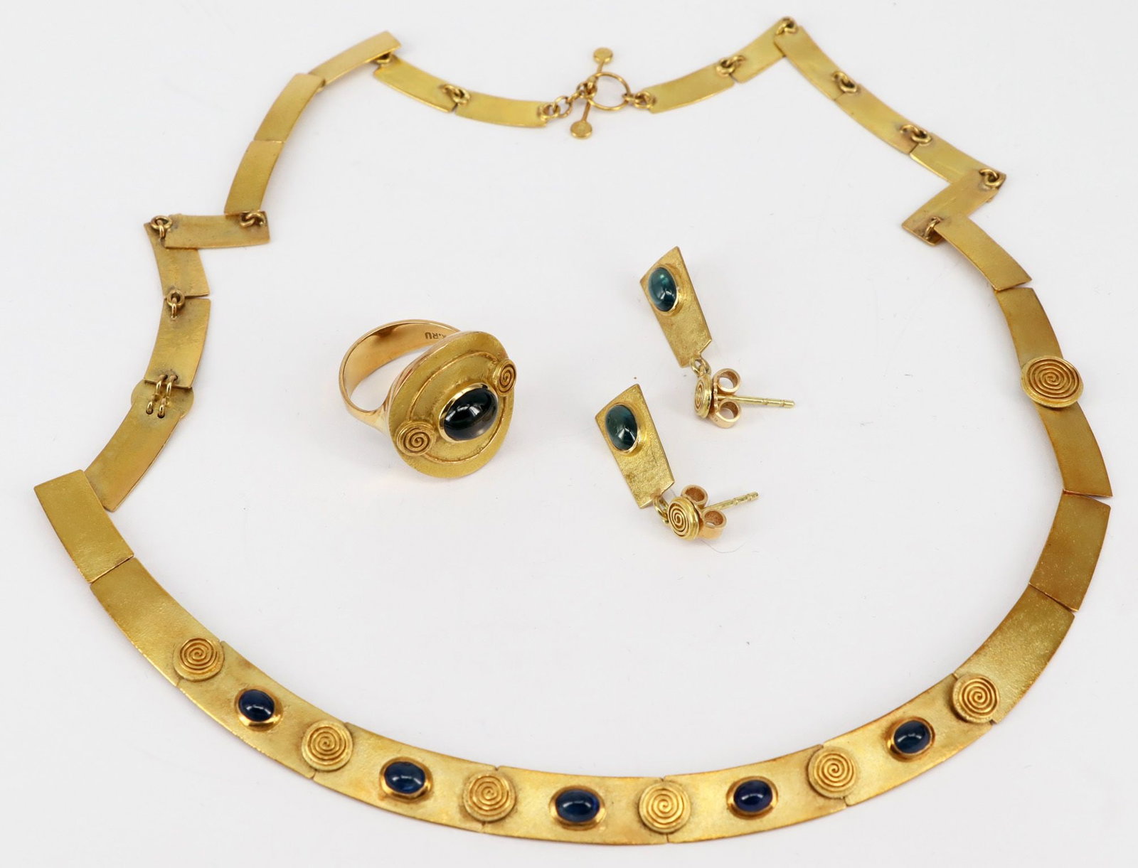 Necklace, ring, and earrings, 14k gold, 31.1 g. - 2