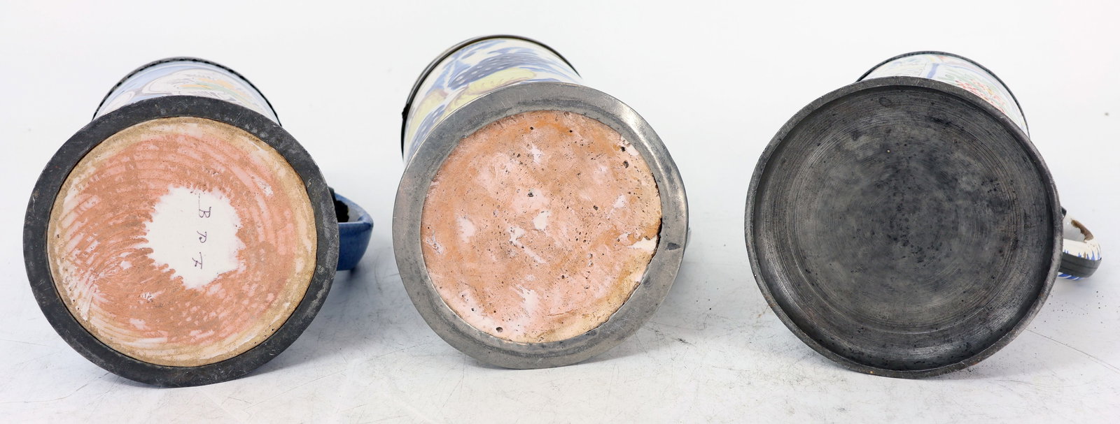 Three cylindrical bowls, faience, Bayreuth, - 2