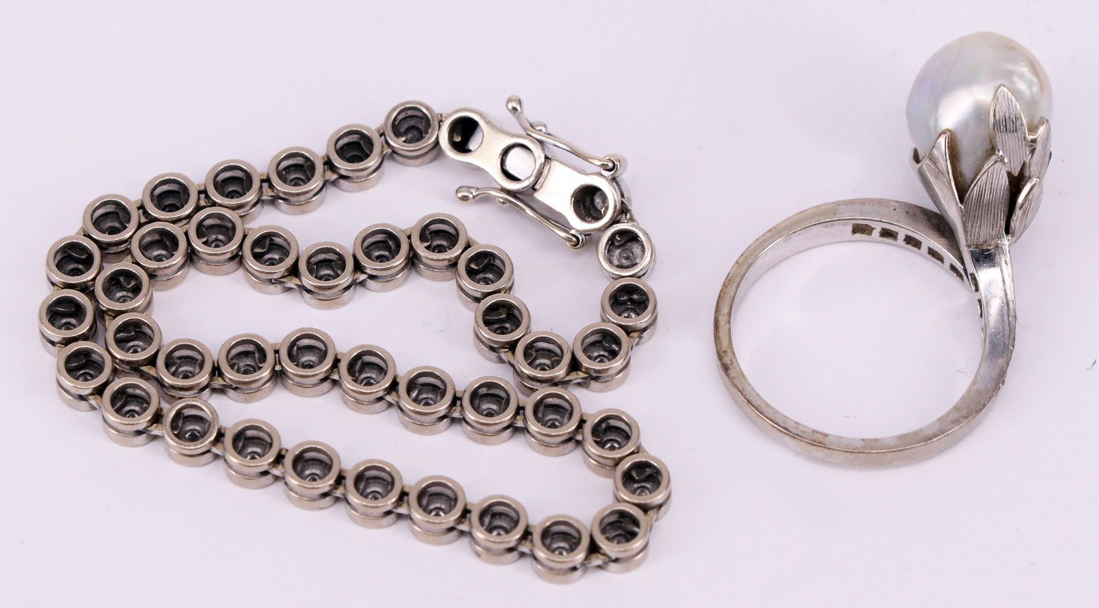 2 pieces of jewelry, white gold: bracelet and ring - 2