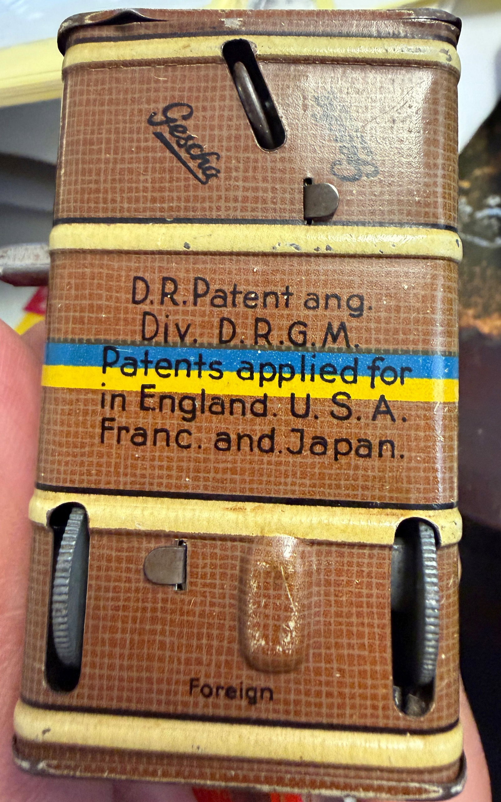 Assorted tin toys - 3