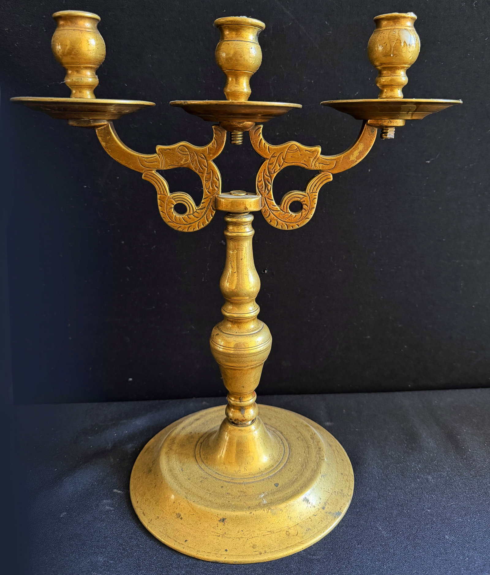 7 altar candlesticks or castle candlesticks, brass, - 14
