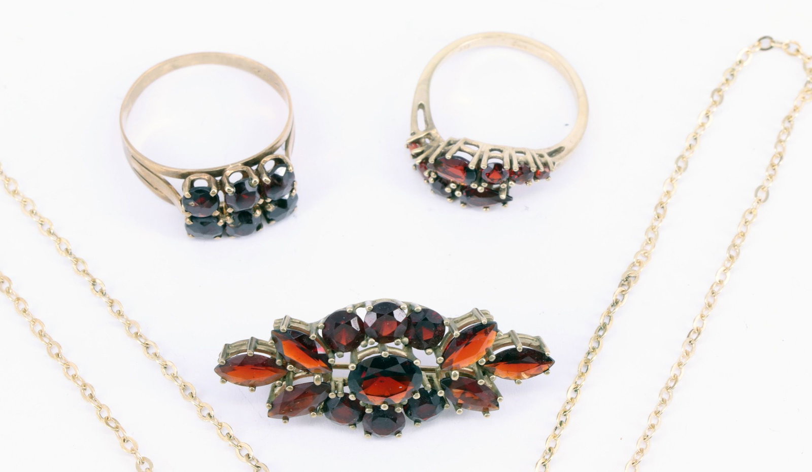 Set of garnet jewelry, 333 gold, 12.8 g, signs of age - 5