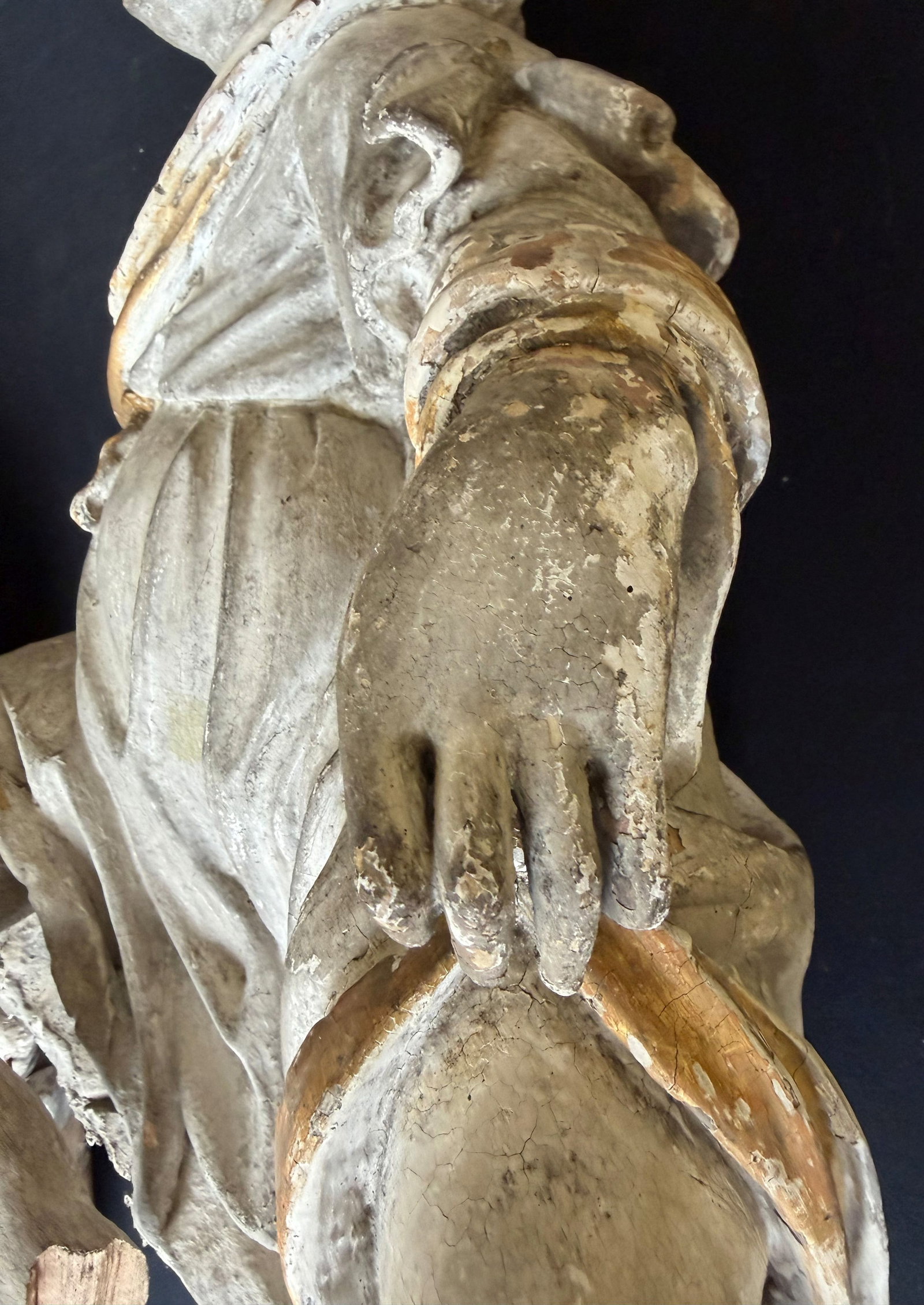 Southern Germany: Pair of altar angels, - 3