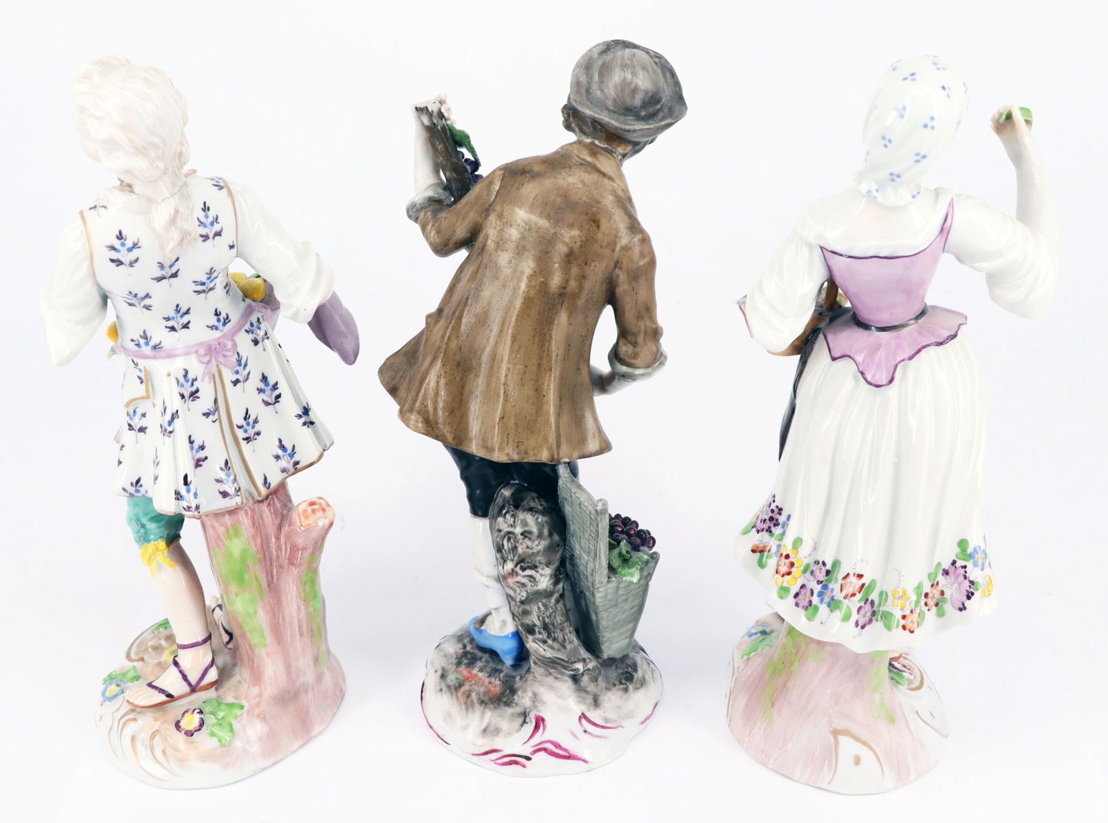 3 porcelain figurines, some chipped and restored - 8