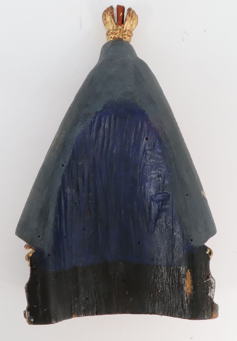 Pietà wooden figure - 4
