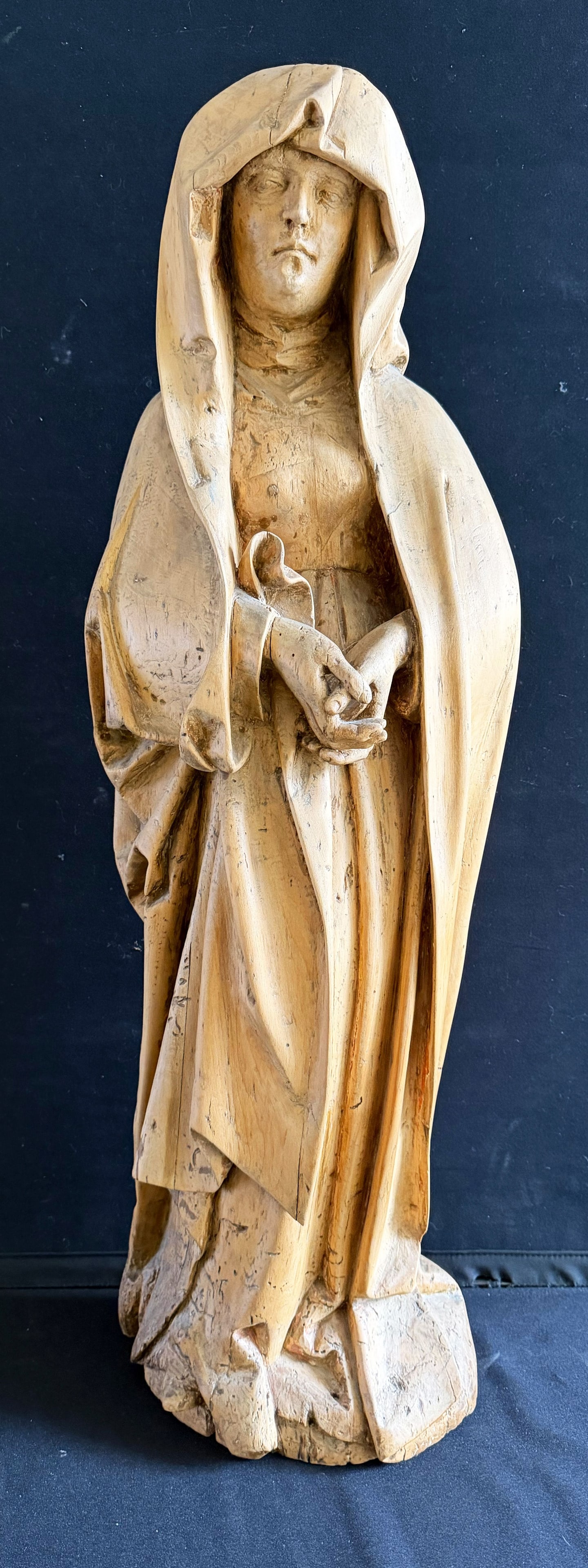Southern Germany, probably 16th c. Mourning Mary: Southern Germany, probably 16th century, Mourning Mary, wood, hollowed out on the back, signs of age, H 88 cm Süddeutschland, wohl 16. Jahrhundert, Trauernde Maria, Holz, rückseitig gehö