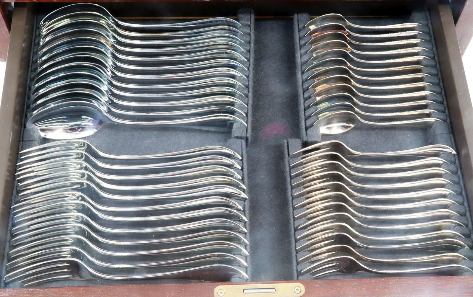 Silver cutlery set for 12 people by Robbe & Berking - 3