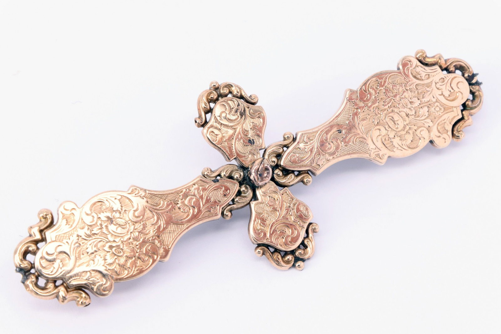 Cross-shaped brooch - 3