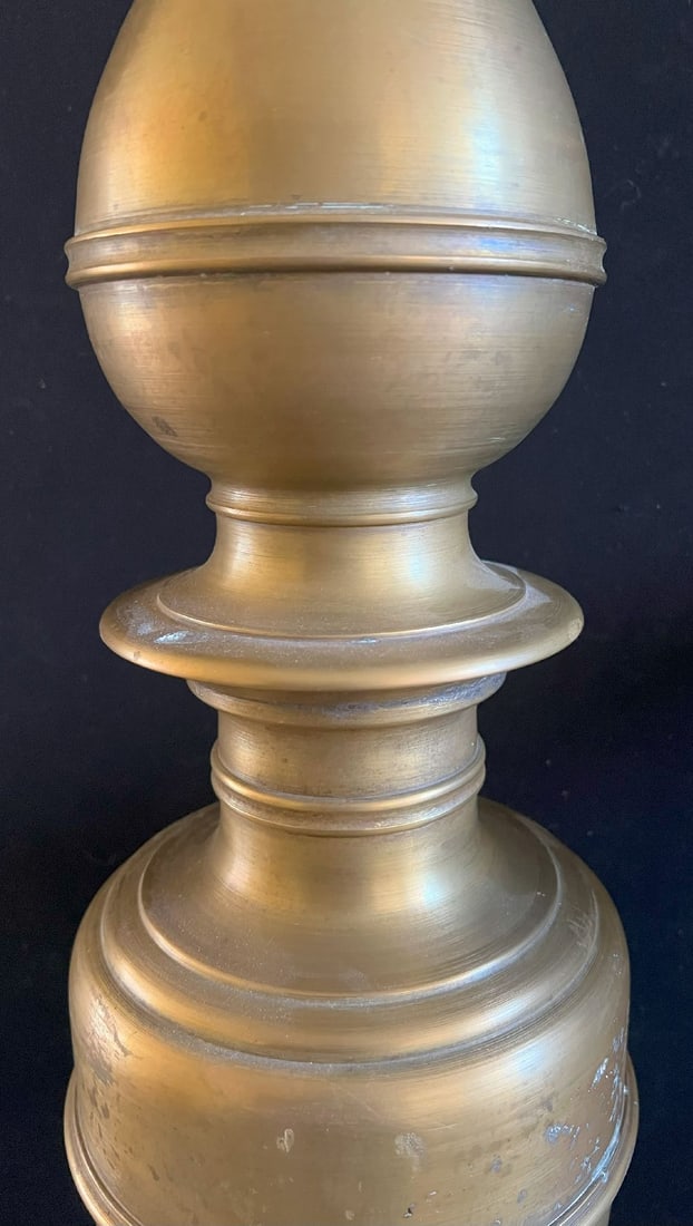 Pair of very stately church candlesticks or altar - 8