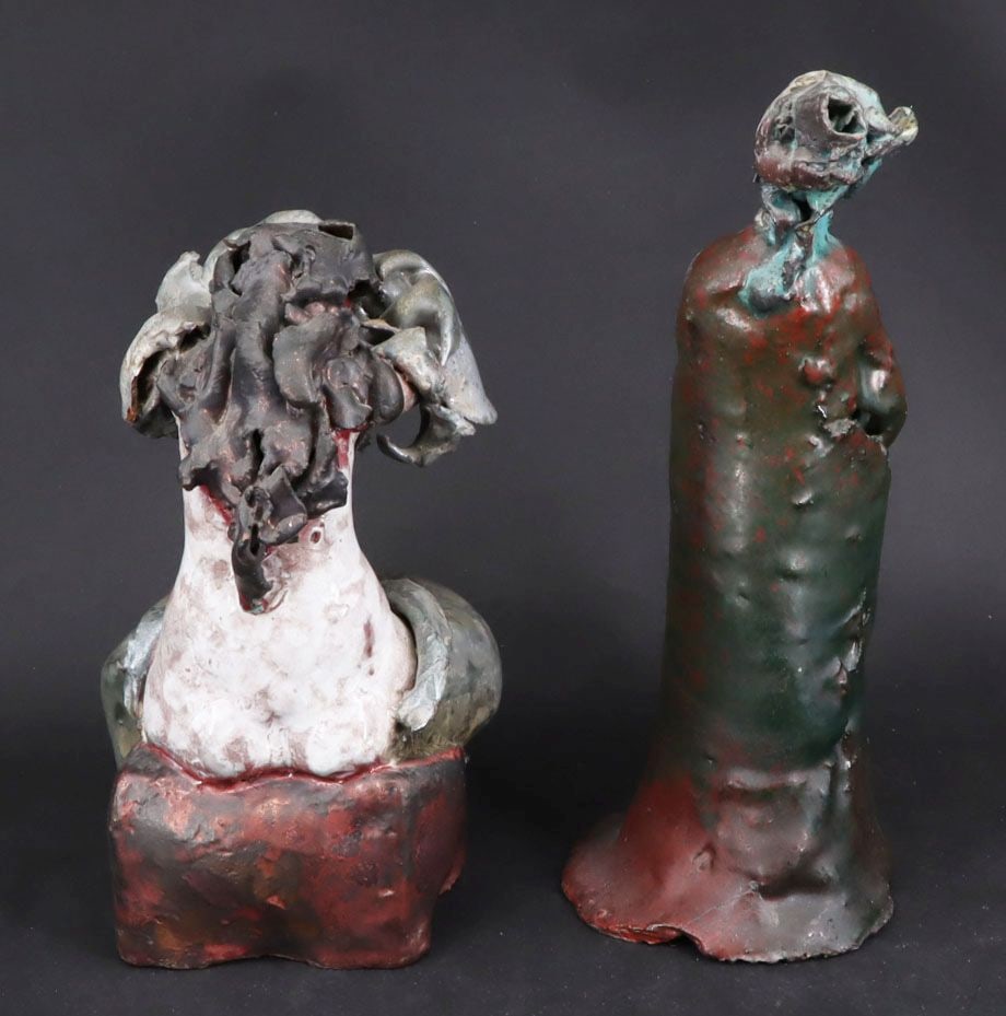 Two female figures - 2