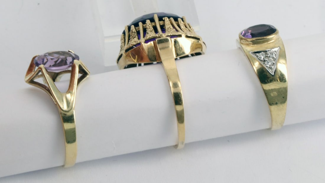 Set of 3 rings with amethyst. 2 rings, 14k gold - 4