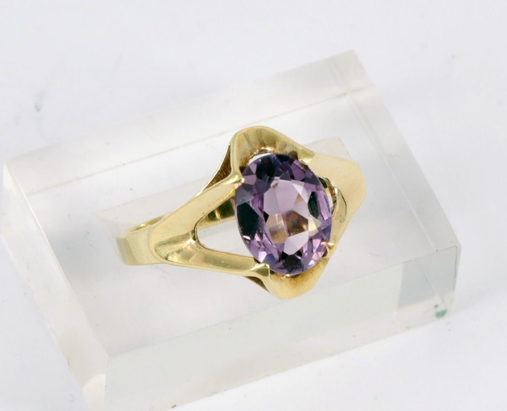 Set of 3 rings with amethyst. 2 rings, 14k gold - 6