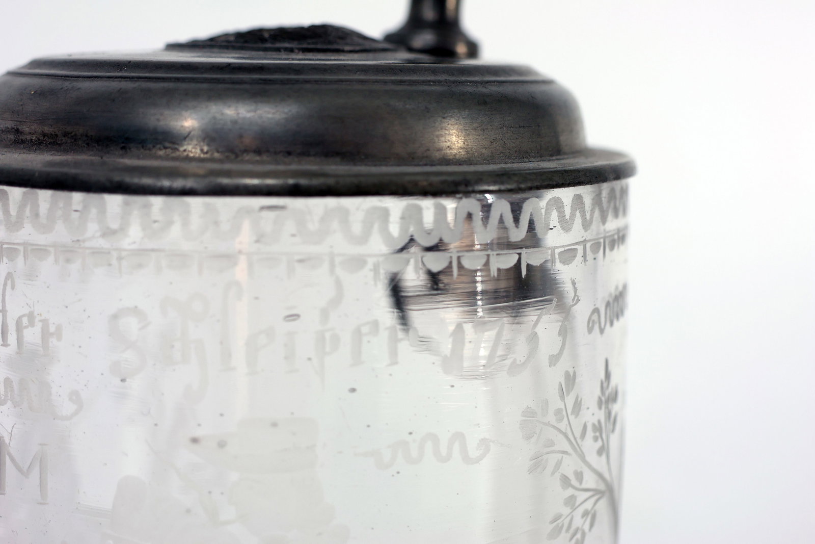 Glass jug, dated 1755, with a figurative scene - 5