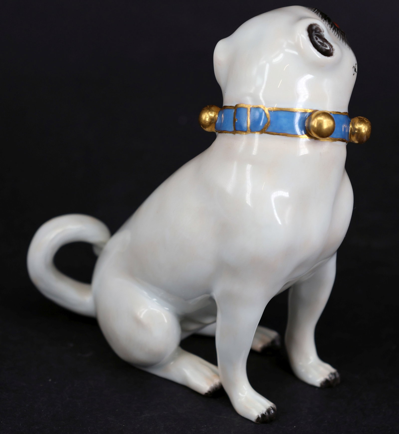 Meissen, three small pugs, Meissen sword marks - 9