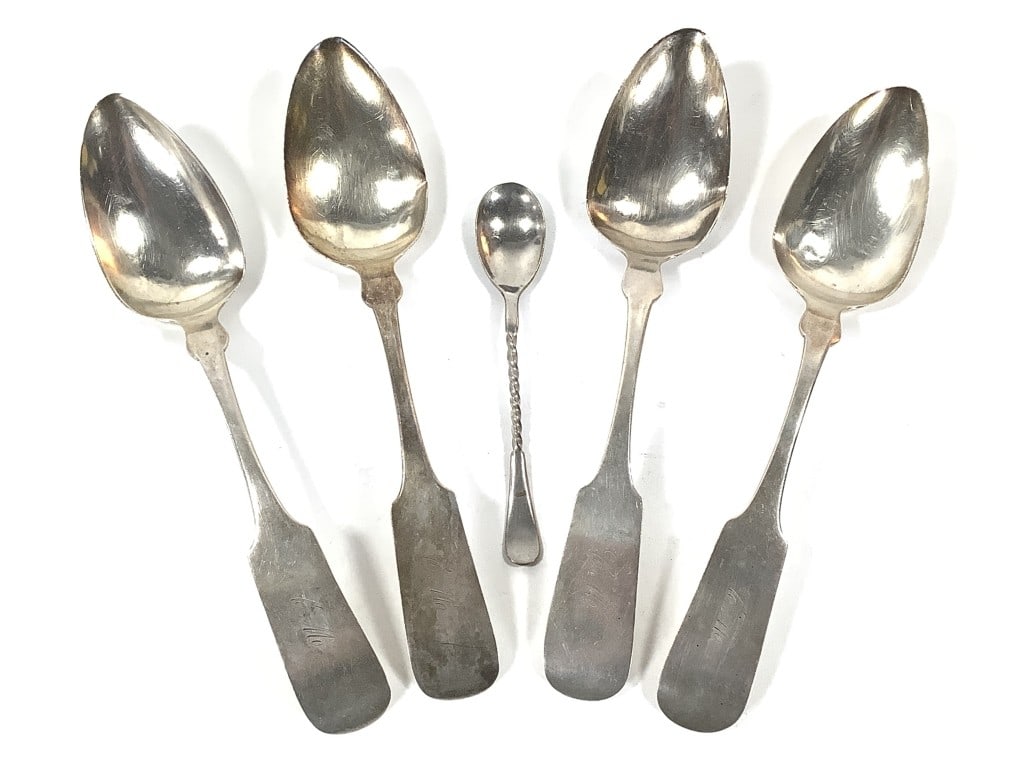 196g+ Coin Silver Spoons: EDS aims to describe and photograph all items thoroughly and accurately, however other conditions present may not have been observed or noted. We encourage you to inspect items in person during previe
