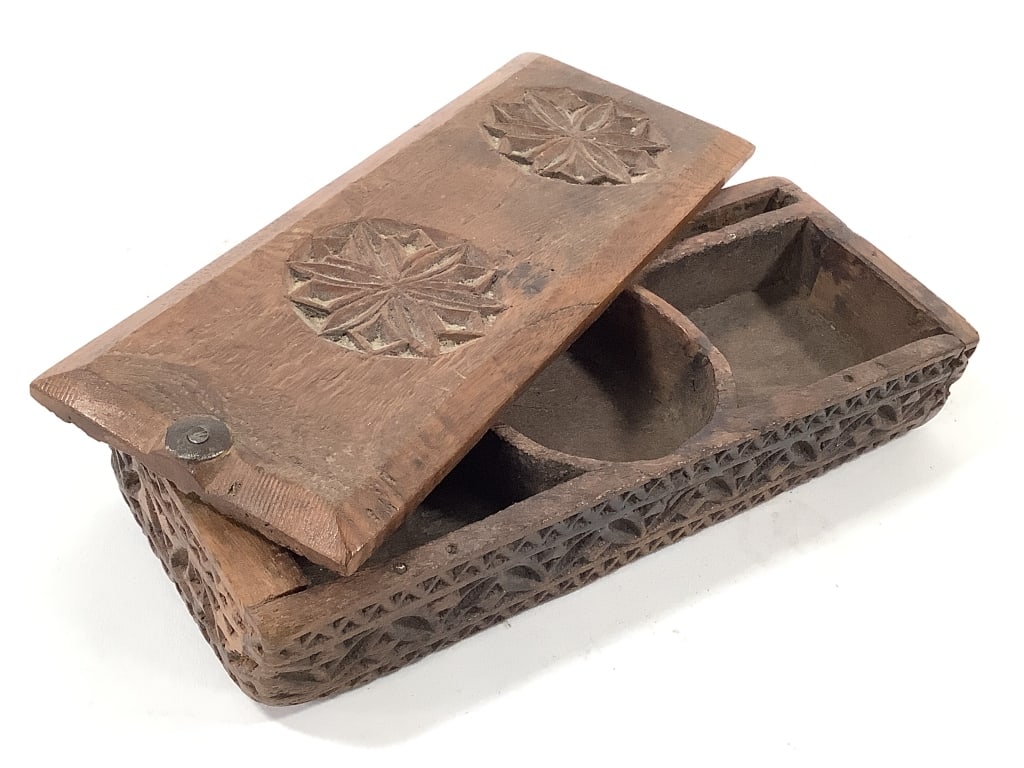 Carved Wood Box With Metal Hinge (1 of 8)
