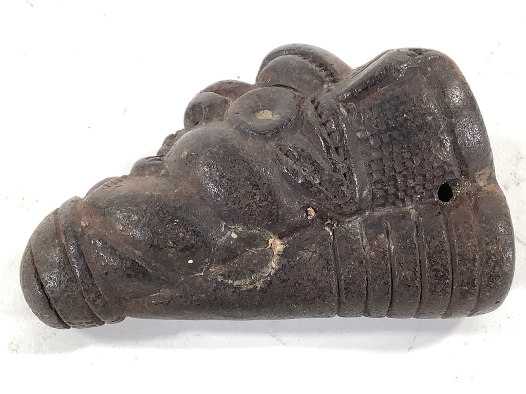 Bamum Ceramic Pipe With Figure - 3