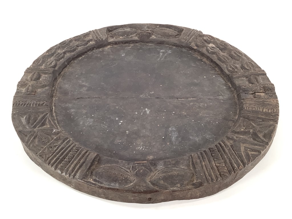 Ate Ifa Divination Tray With Cowrie Motifs (1 of 9)
