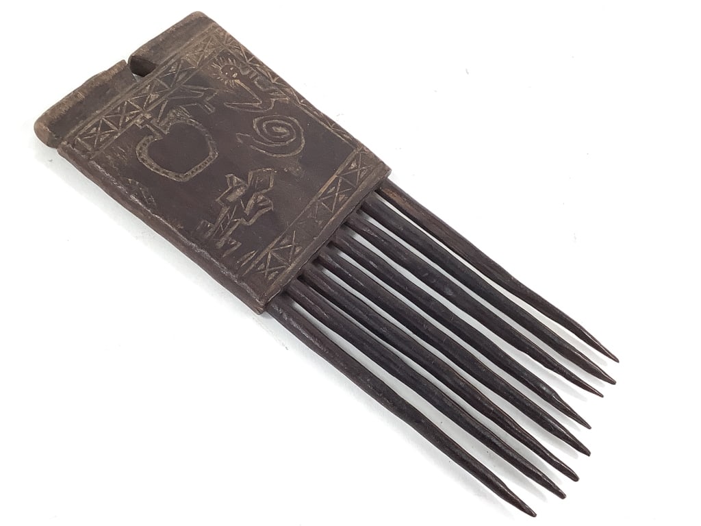 Akan Wood Carved Comb (1 of 6)