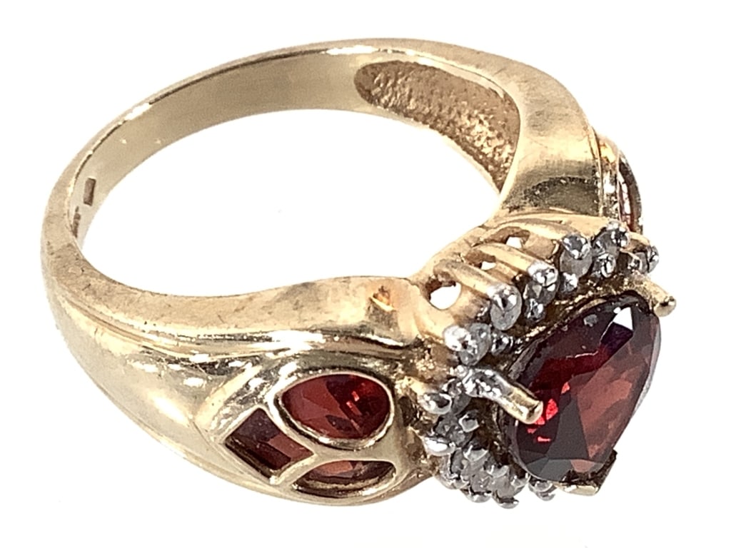 10K Garnet Diamond Heart Ring 4.4g TW (1 of 7)