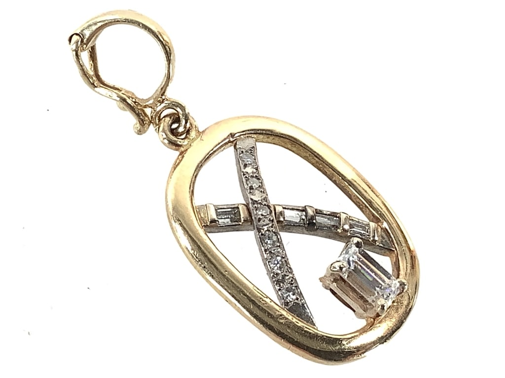 14K Diamond Pendant 3.6g TW (1 of 9)